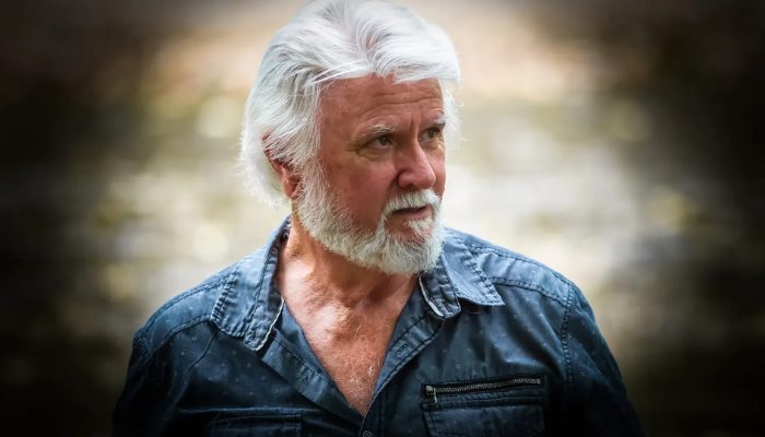 how old is bob joyce